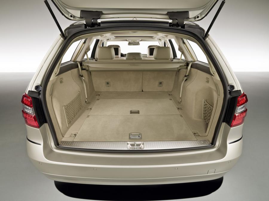  Mercedes-Benz E-Class Estate 2009 года  (фото 10 из 49)